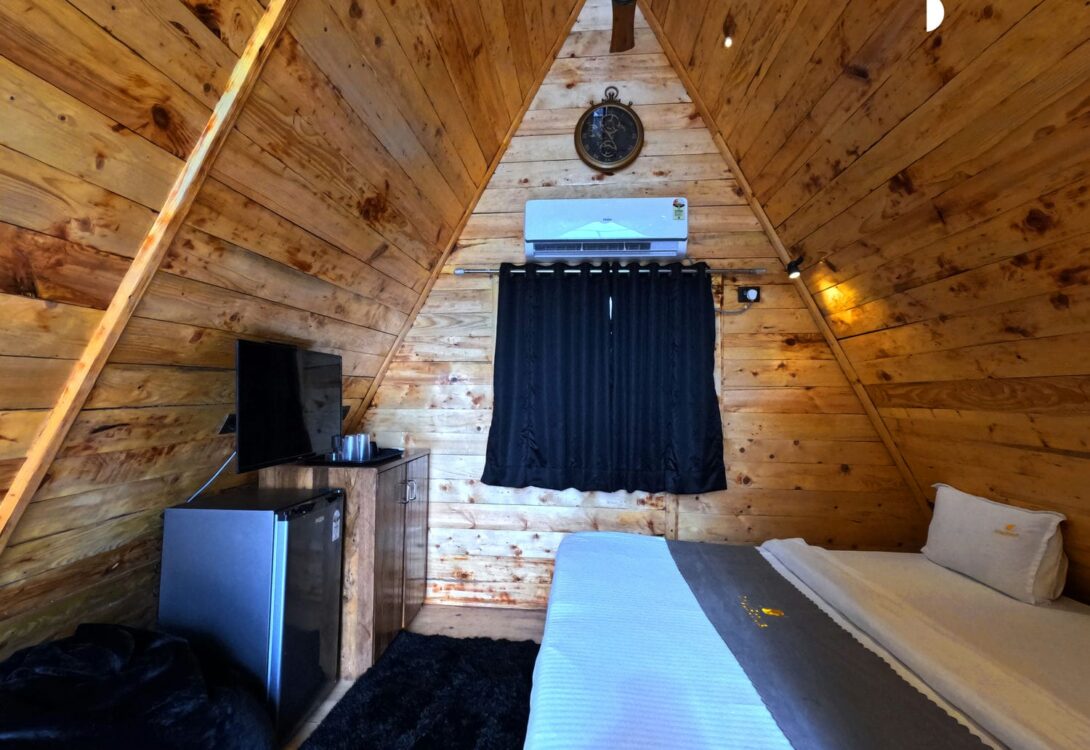 Top rooftop luxury villas in alibaug for rent