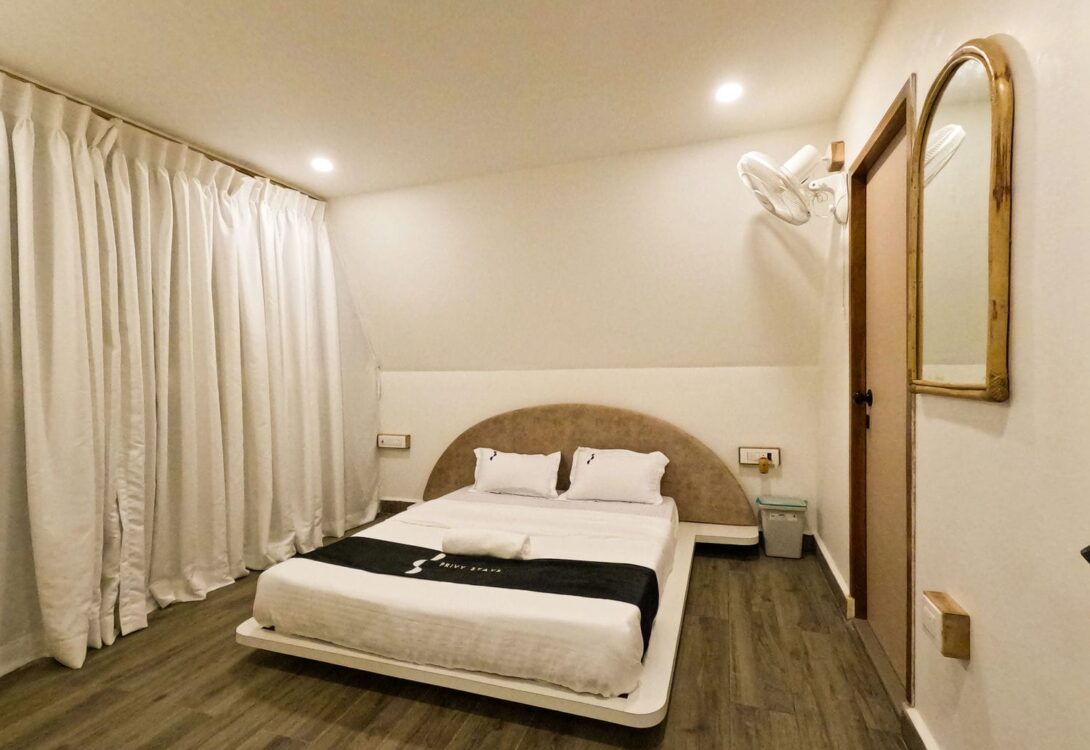 Best Premium triangular villa for Rent Awas alibaug