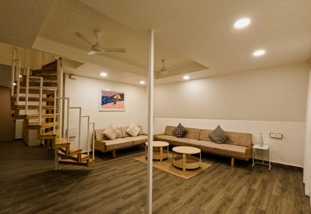 Best Luxurious triangular villa in Awas alibaug