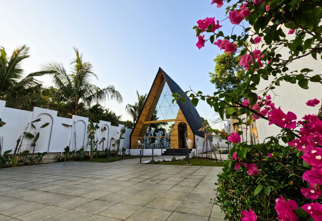 Best Triangular Premium Villas Alibaug with Pool