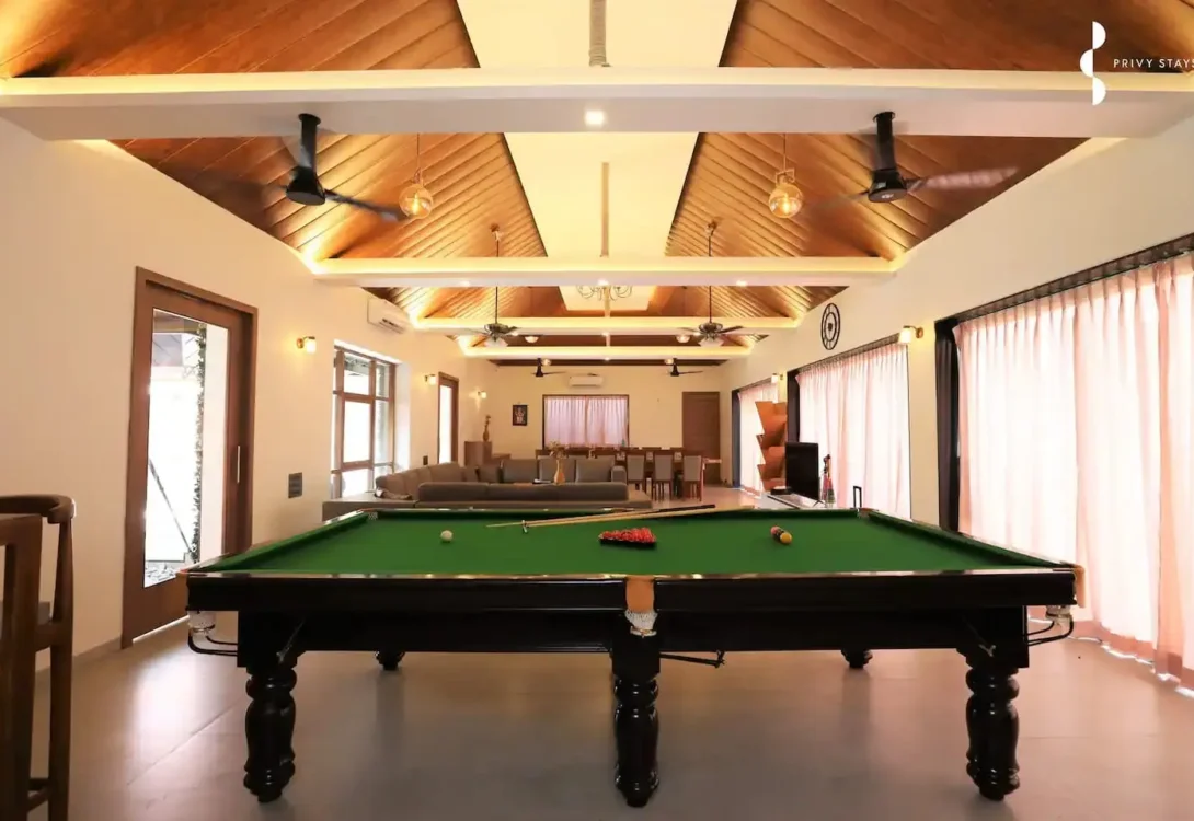 Artistic decor with modern finish