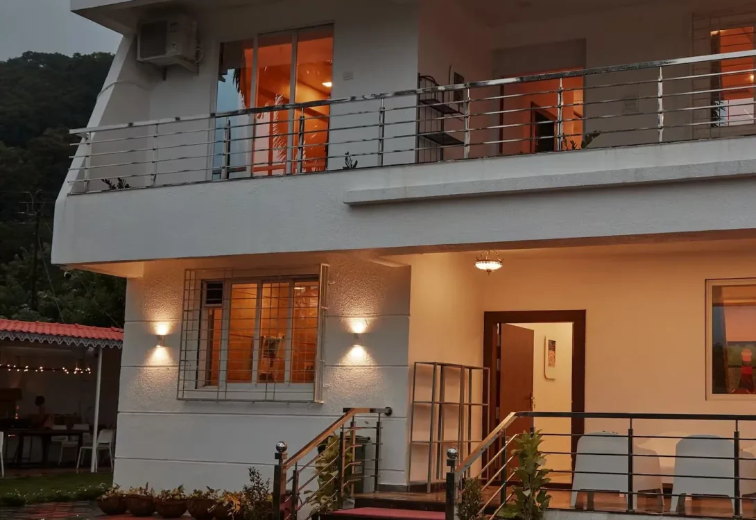 Pet-accommodating weekend homes