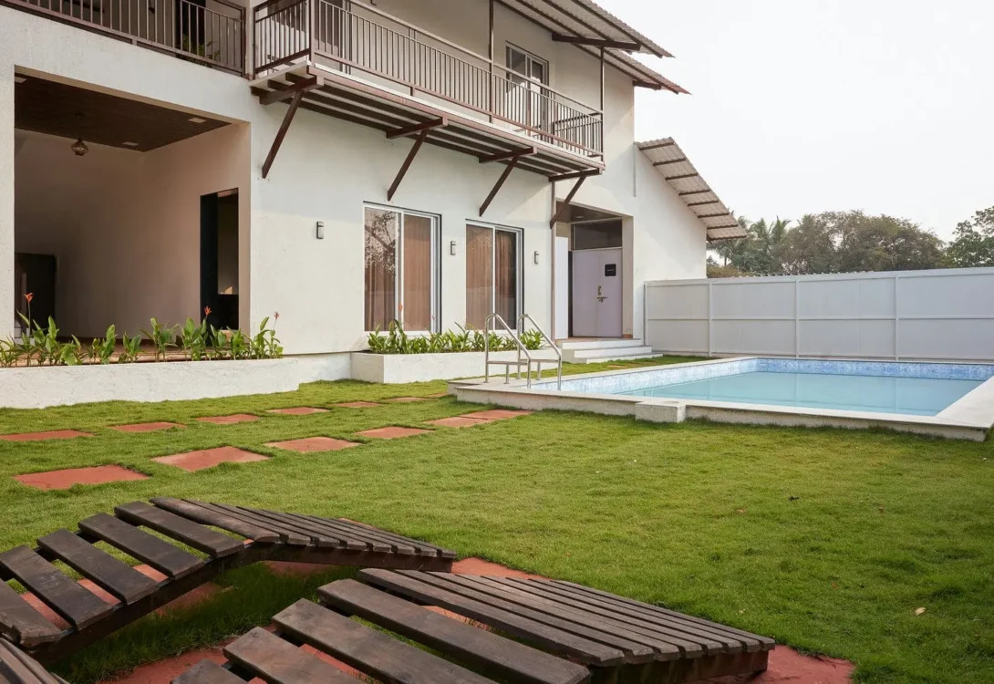 Private villa with pool Alibaug