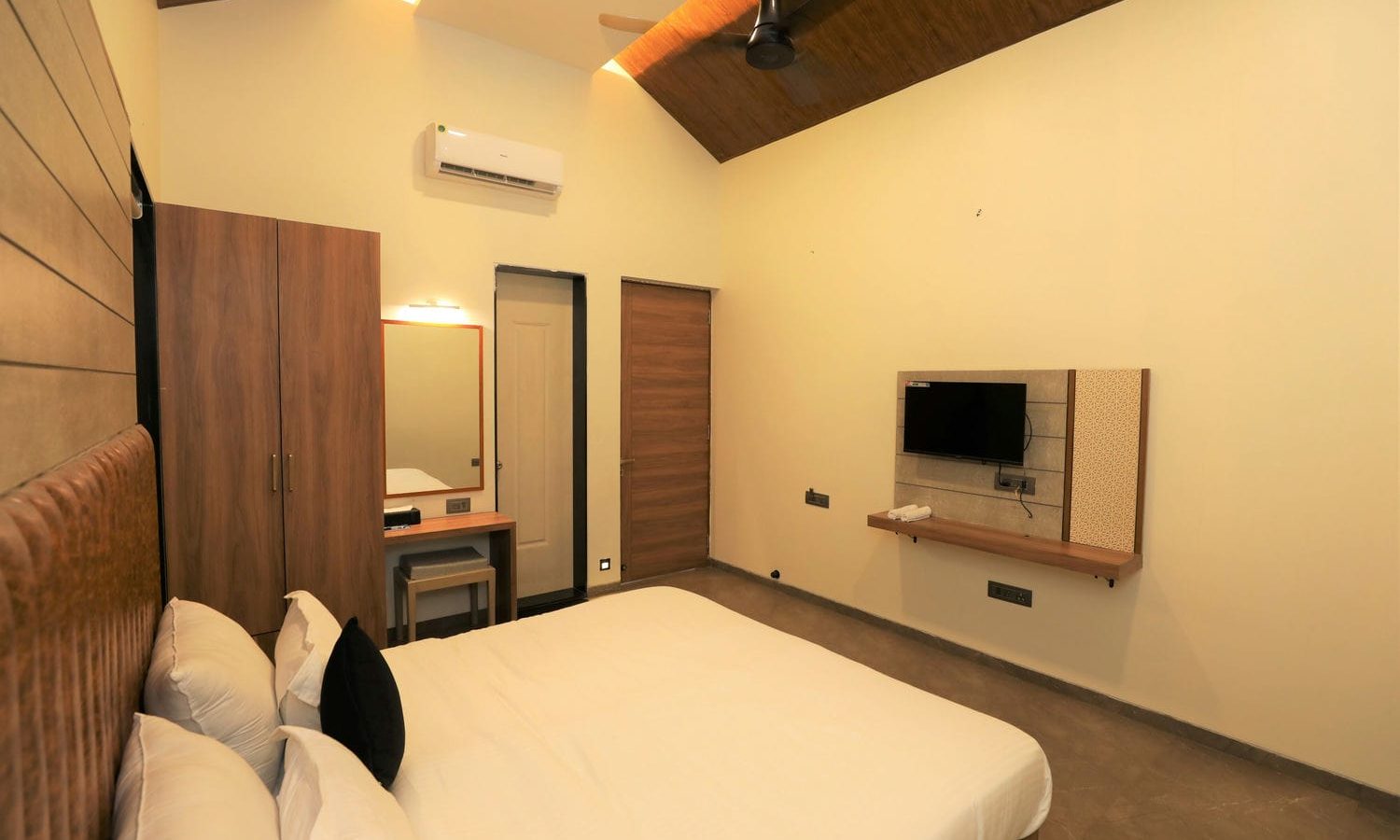 villa for rent in alibaug